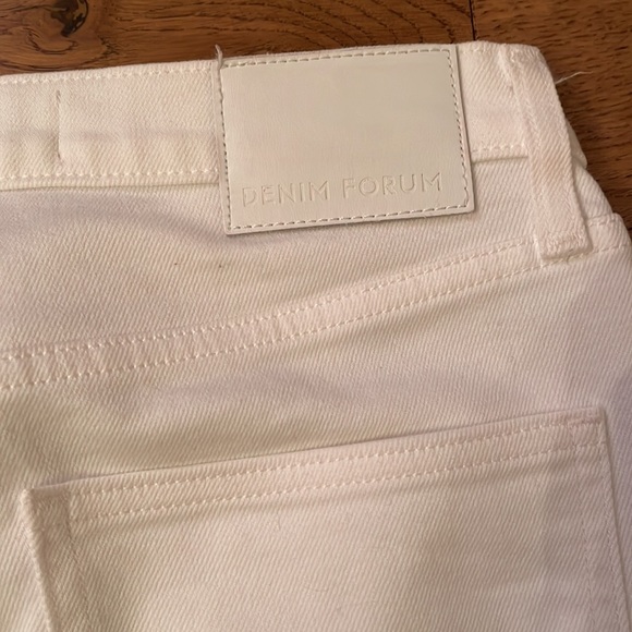 Aritzia Denim Forum Yoko High Rise Slim 28L 28W - Picture 9 of 11